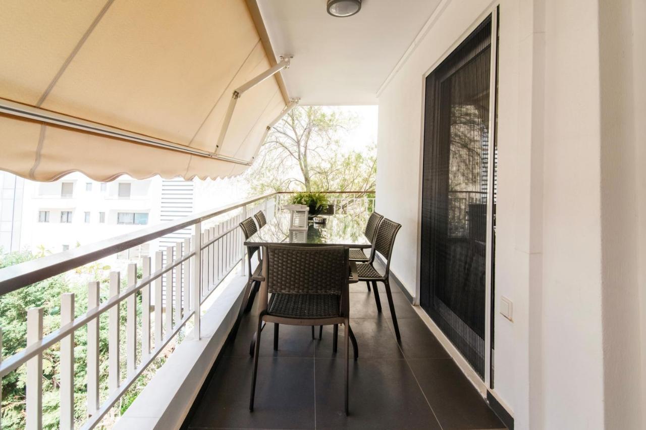 Sun & Sea Suite, Kavouri Atenas Exterior foto